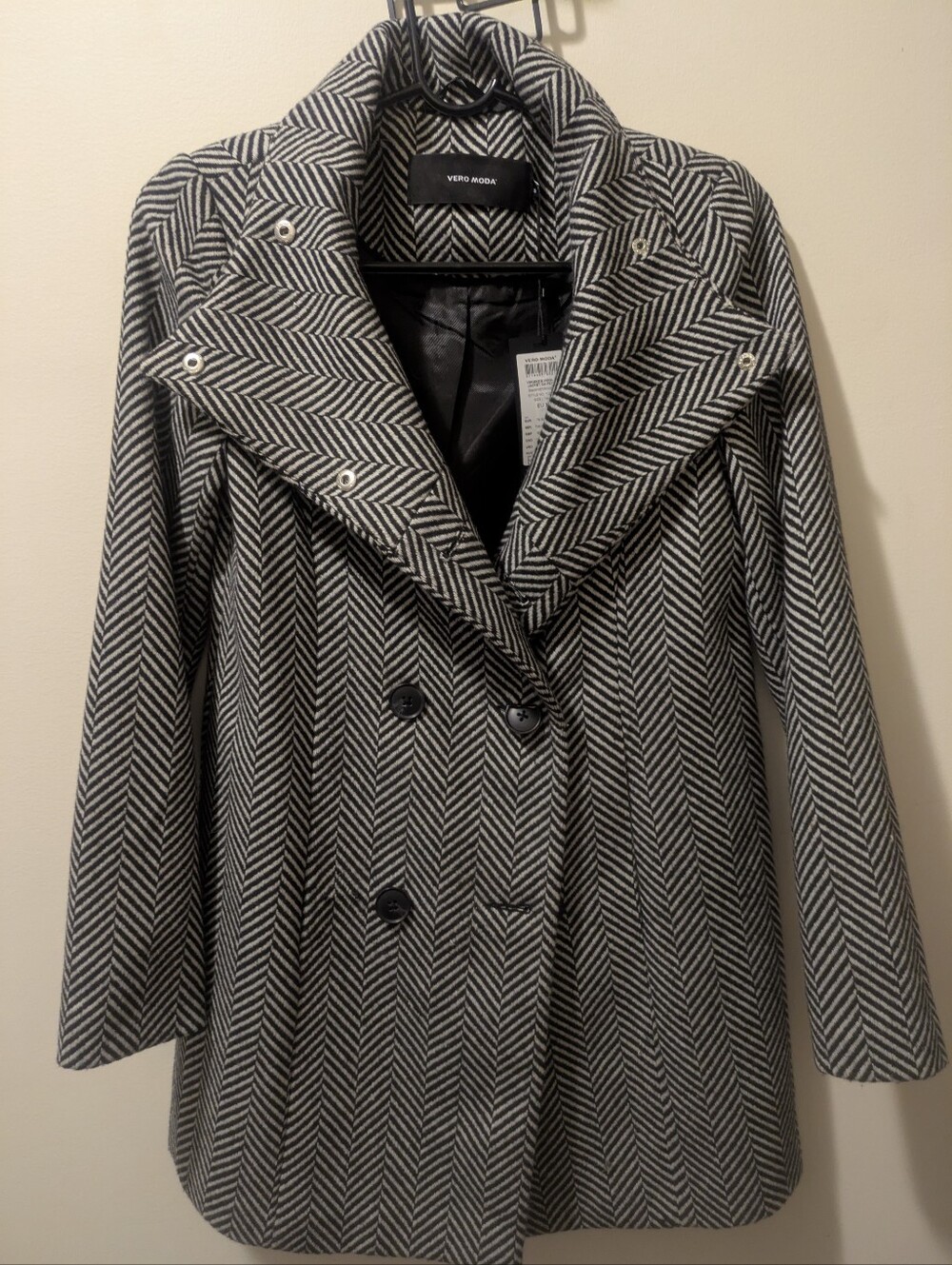 Vero Moda Black & White Herringbone Peacoat with Wide Lapel.. NEW WITH TAGS!